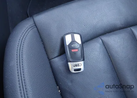 2017 Audi A4 2.0T Premium из США, поврежденный, VIN WAUANAF49HN052387